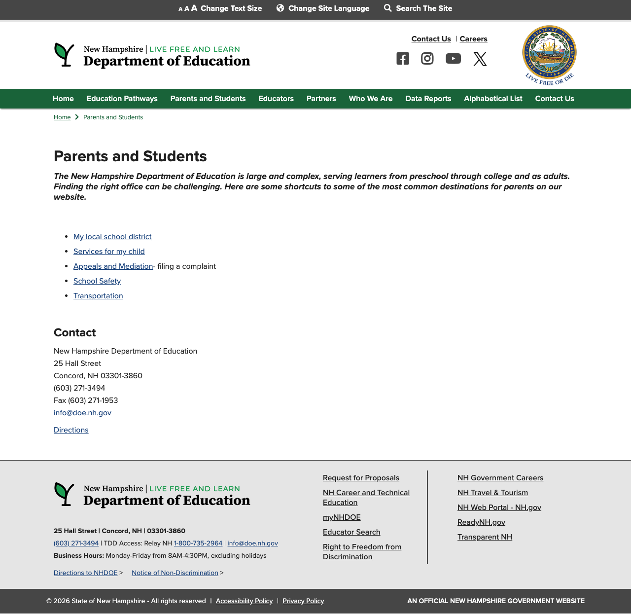 Screenshot: Parents and Students page showing only 5 links and a contact section